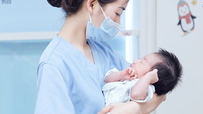 儿童推拿油材质揭秘：如何选择最适宜的护理佳品**