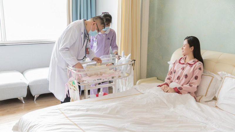 金牌月嫂培训课程内容揭秘：如何成为一名专业育儿专家